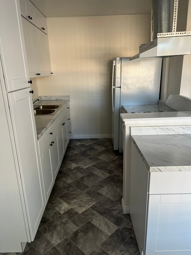 Photo - 2324 E Commonwealth Ave Unit 9