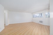 1BR, 1BA - 705SF - Living Room - PW 4143