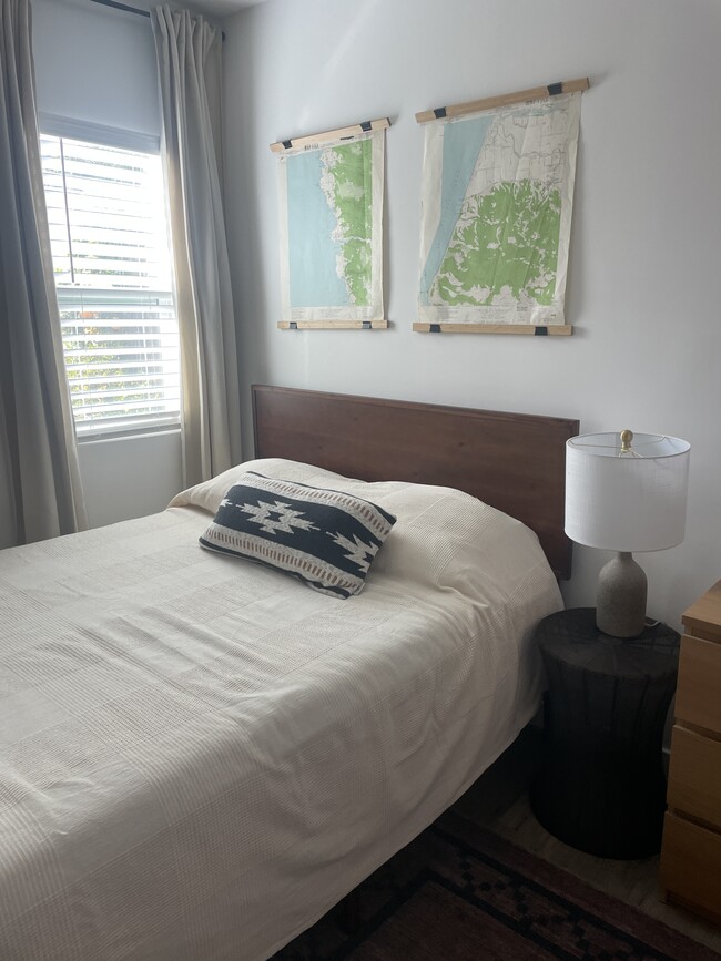 Photo - 4302 1/2 Gateway Ave