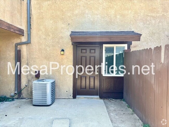 Building Photo - 1749 E Fairfield Ct Unit 2 Rental