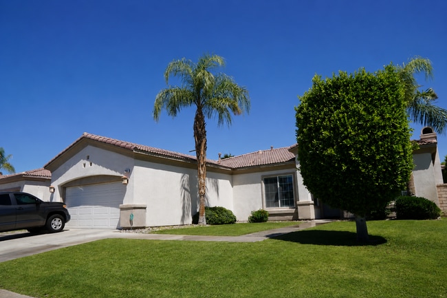 Building Photo - 79882 Viento Dr