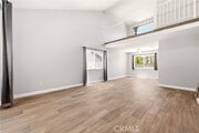 Photo - 16933 Farwell St
