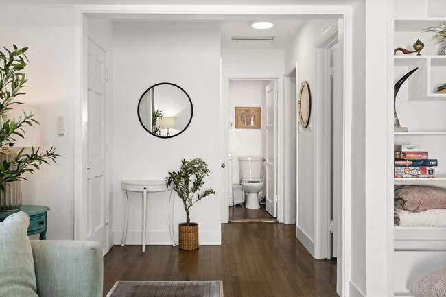 Photo - 8413 Kittyhawk Ave