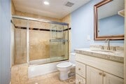 Photo - 980 S Oxford Ave Condo Unit 103