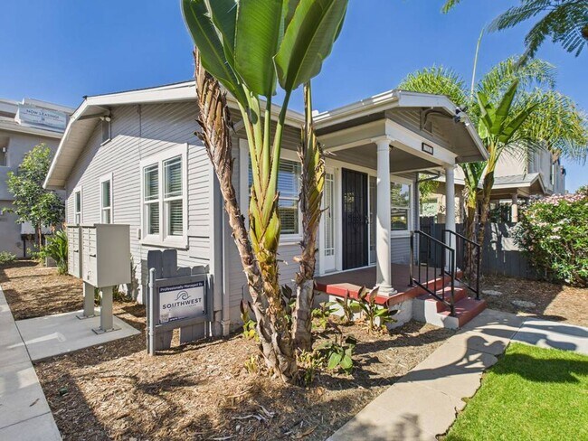 Photo - Now Leasing: Private Cottage at The Gardens on Bancroft – Full of Vintage Charm! Unit 3940