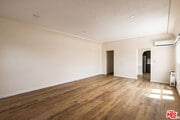 Photo - 840 N Fuller Ave