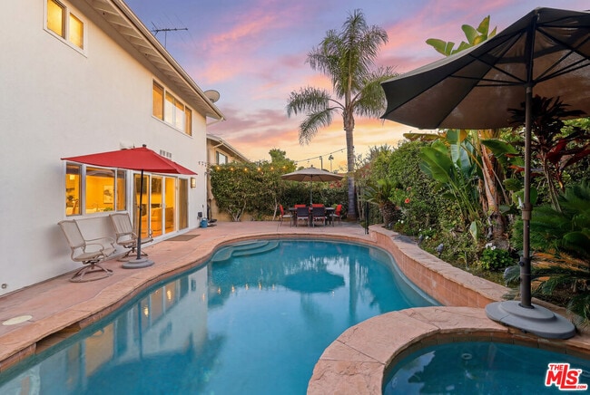 Photo - 5507 Bluebell Ave