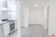 Photo - 1004 1/2 N Ogden Dr Townhome