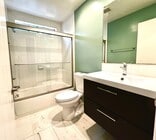 Bath - 177 Douglas St Unit #1