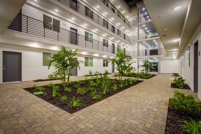 Photo - Glenoaks Villas