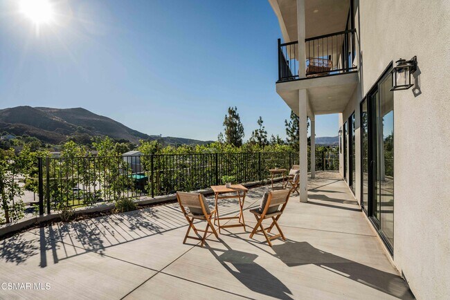 Photo - 252 Capri Dr