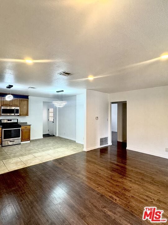Photo - 8839 Tilden Ave