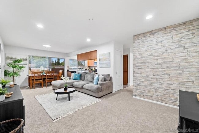 Photo - 615 Fredricks Ave Condo