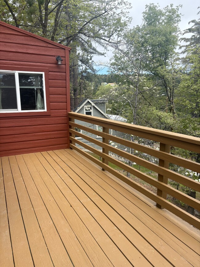 Building Photo - 26302 Lake Forest Dr