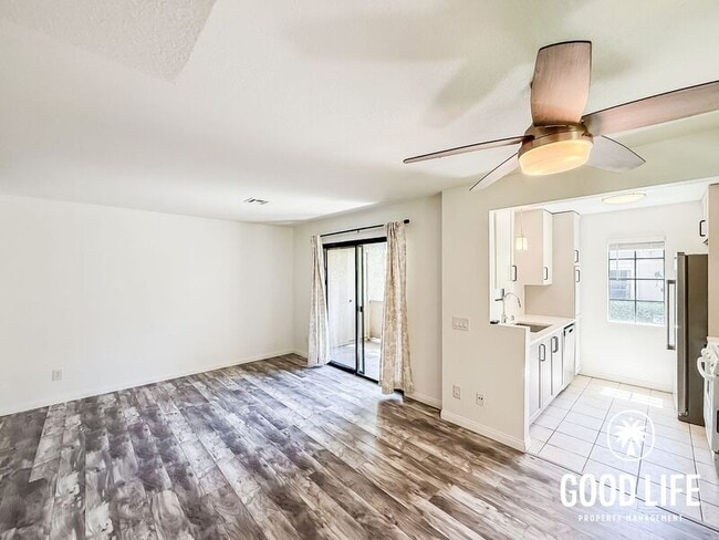 Photo - 10303 Azuaga St Unit 15