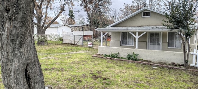 Photo - 1720 San Bernardino Ave