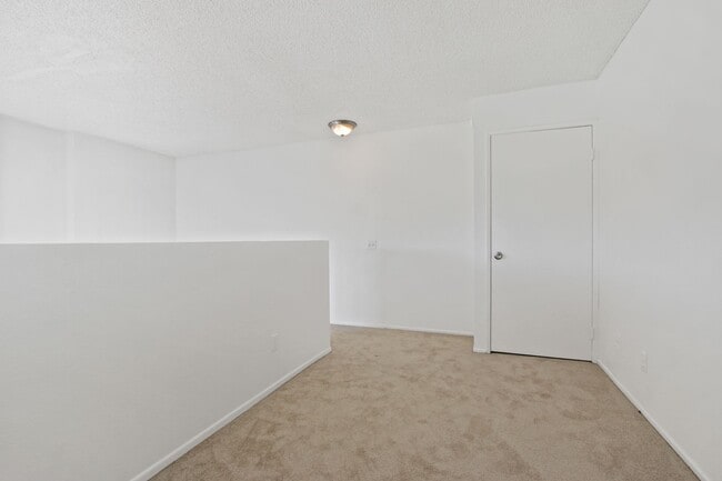 Photo - 3685 Watseka Ave Unit 201