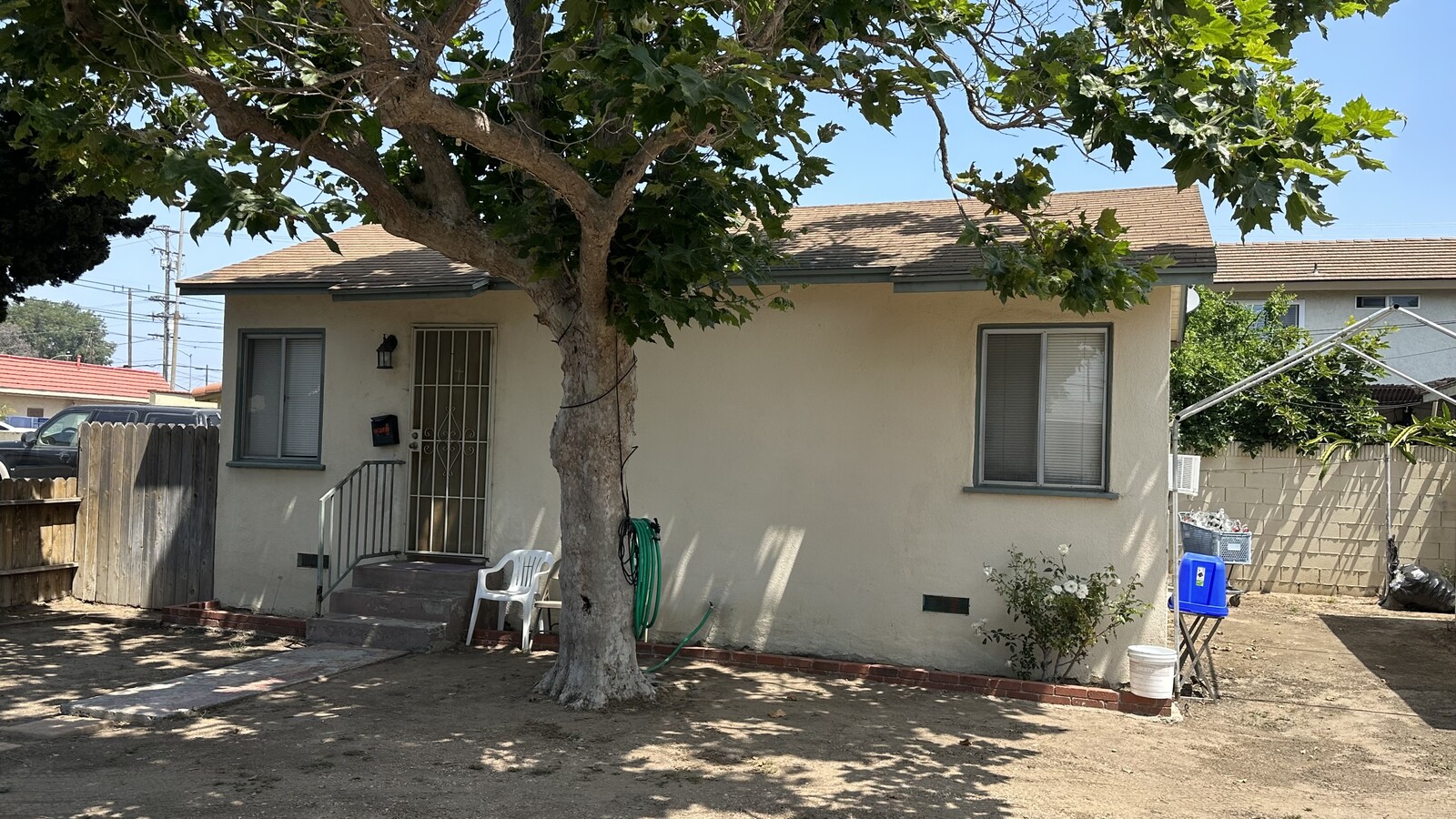 Photo - 22024 Main St