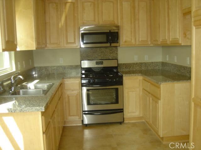 Photo - 1127 N Briarwood St