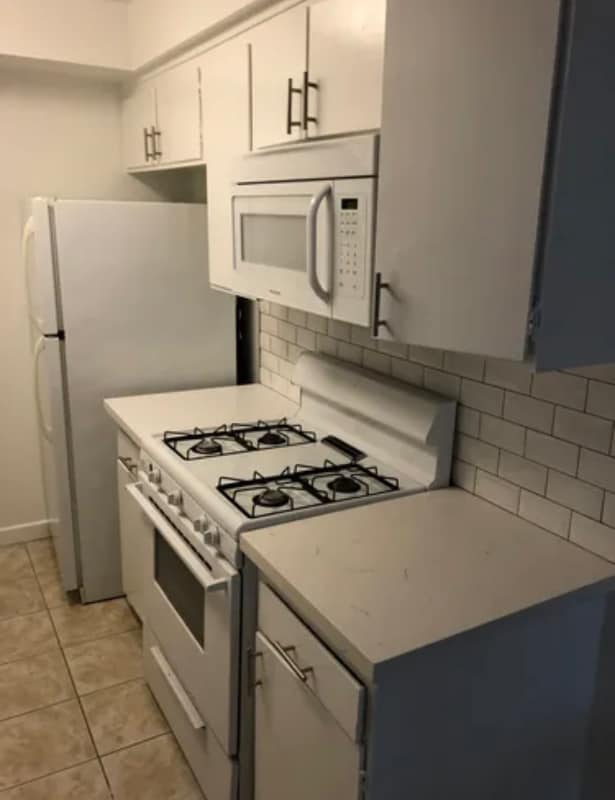 Building Photo - 23611 Arlington Ave Rental
