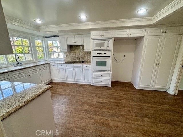Building Photo - 3571 Carnation Cir