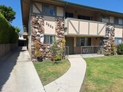 Front of Building - 3229 Glenhurst Ave Apartments