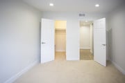 1BR, 1BA-770 SF - Tarzana Springs