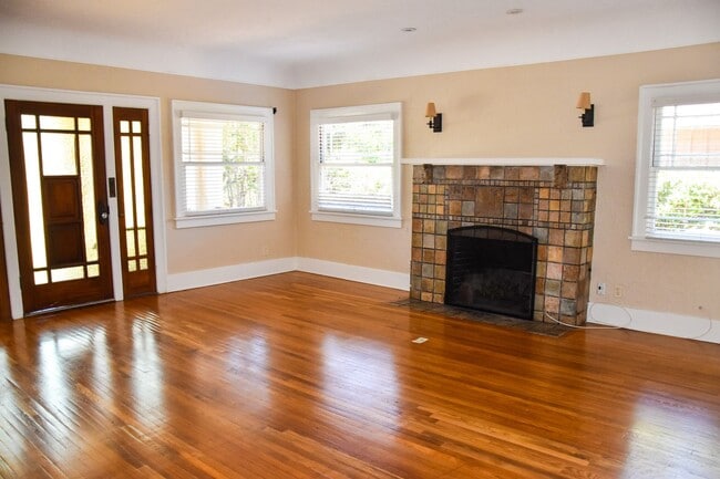 Photo - ~ Old Towne Orange Living 2 Story 5 Bedrooms 2 Bath
