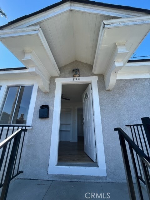 Photo - 976 W 23rd St