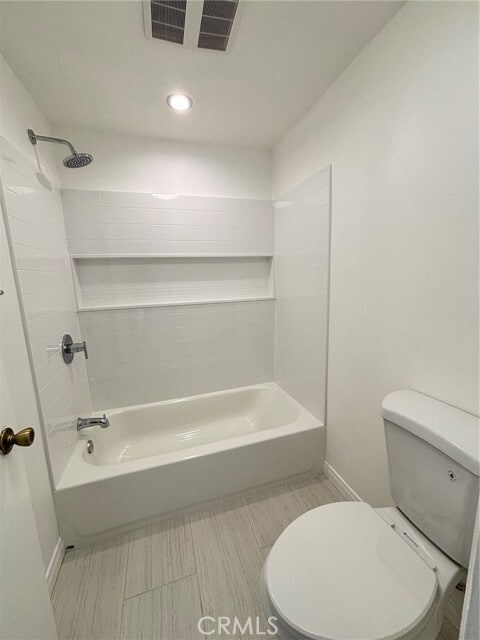 Photo - 4646 Larwin Ave