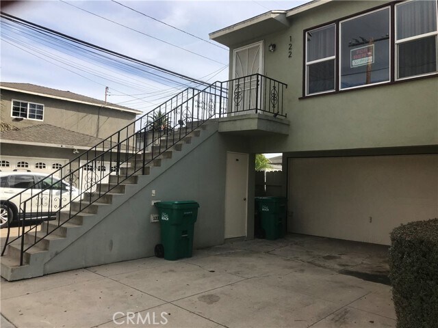 Photo - 120 E Willard St