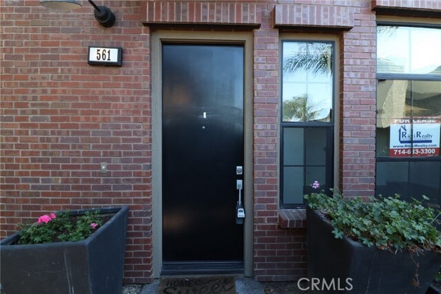 Photo - 561 W Maple Ave