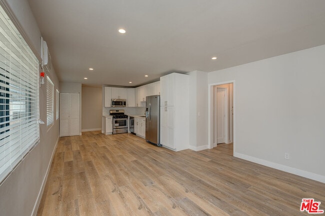 Photo - 4703 W St Charles Pl Unit 4