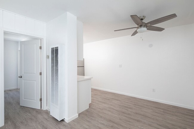 Photo - Beautiful1 Bedroom Near SDSU with Onsite Laundry! Unit 6165-03