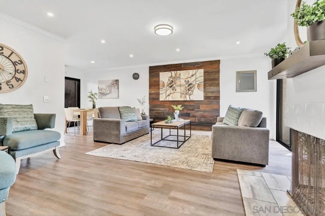 Photo - 1222 River Glen Row