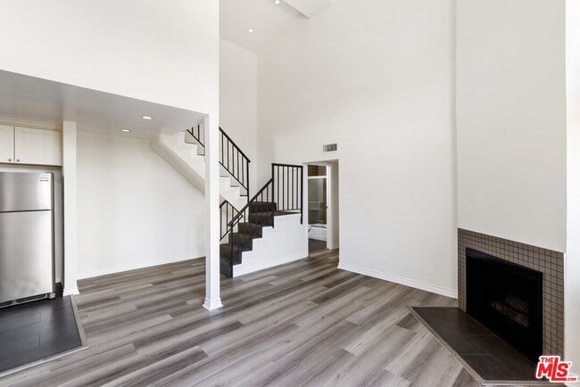 Photo - 6212 Fulton Ave Unit 205