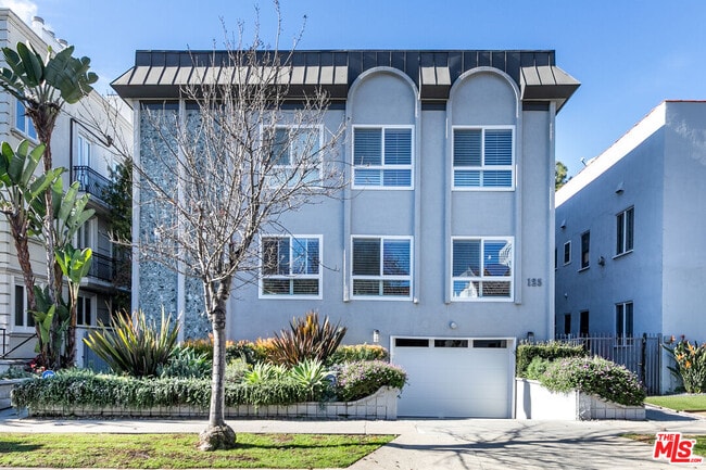 Building Photo - 125 S Elm Dr Unit 201