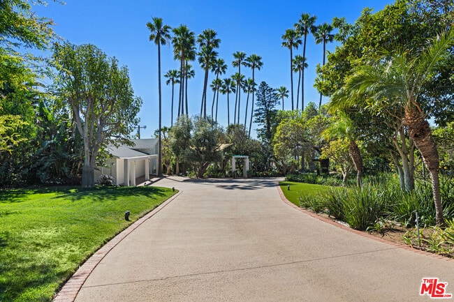 Photo - 33800 Pacific Coast Hwy