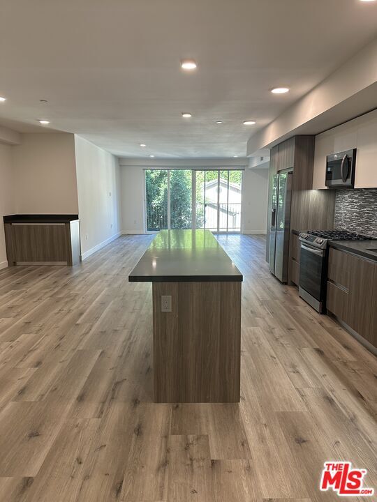 Photo - 4806 Sylmar Ave Unit 202