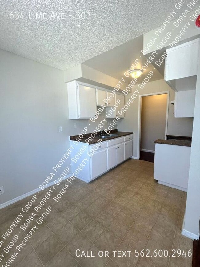 Building Photo - 634 Lime Ave Unit 303 Rental