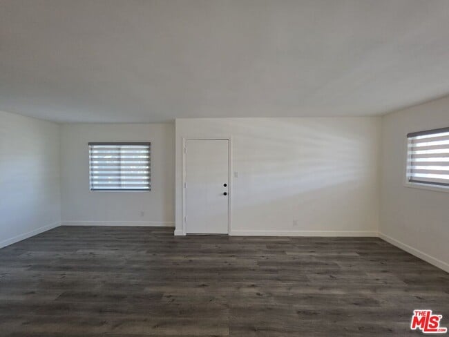 Photo - 10734 Palms Blvd Unit 3