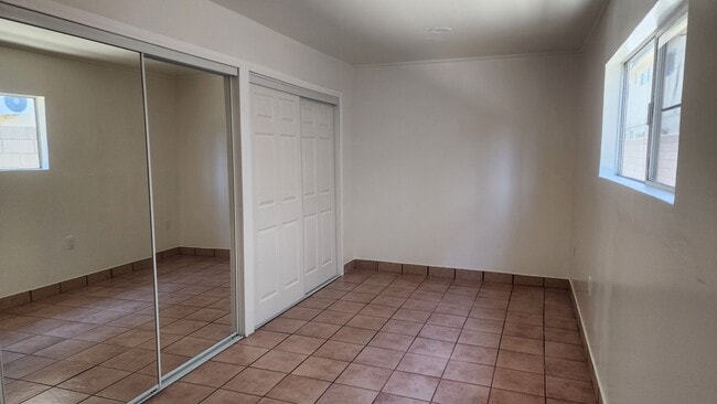 Photo - 5024 Santa Ana St