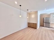 Photo - 17852 Saticoy St Unit 17852 Saticoy St