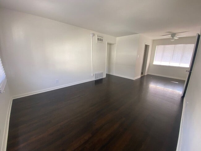 Photo - Modern 1BR with Balcony & Parking – Live the LA Lifestyle at 221 Union #16