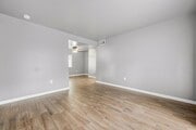 Photo - 2536 White Oak Pl Unit 5