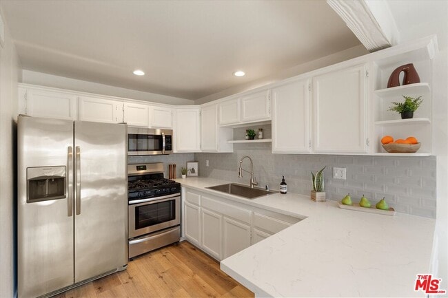 Photo - 2516 Arizona Ave Unit 7