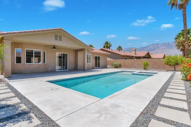 Photo - 67892 Mccallum Way House
