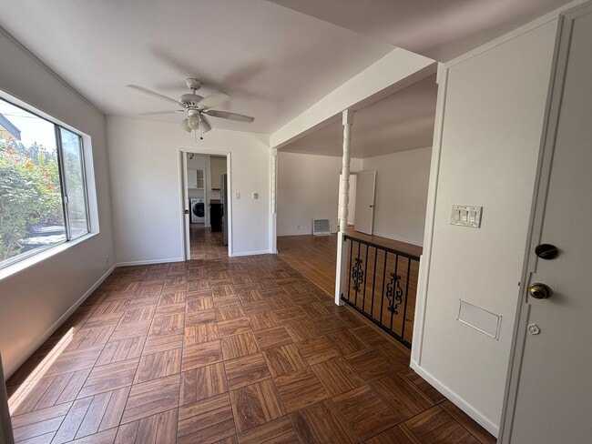 Photo - Stever Court-3 bed 2 bath in Culver City cul-de-sac!