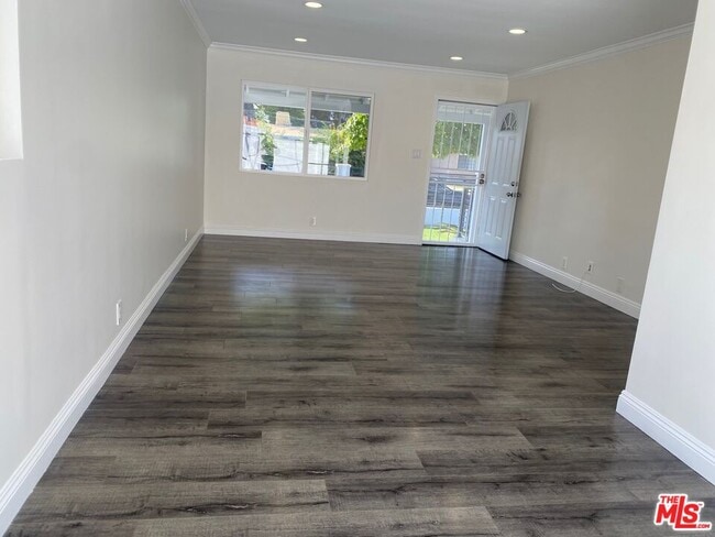 Photo - 6644 Atoll Ave