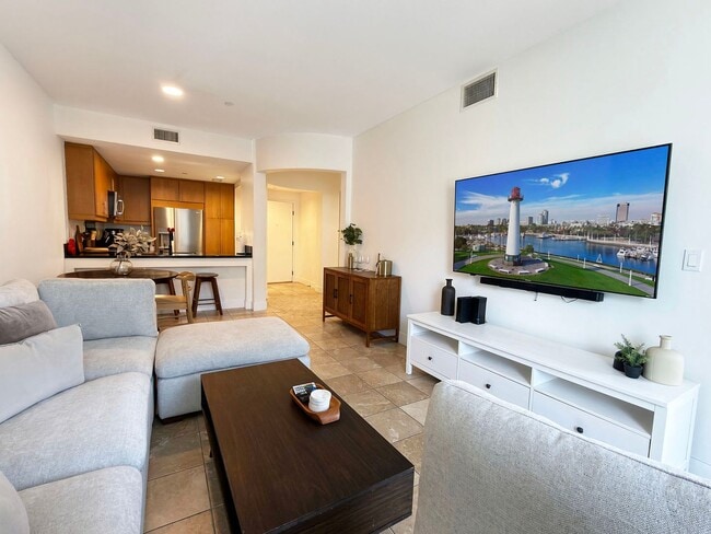 Photo - **150 The Promenade N #415 Long Beach** Upstairs Spacious 2 bedroom 2 bath !!2 weeks free OAC!!